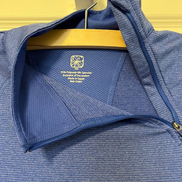 Gorgeous Blue side zip top in size M - L, tag no longer inside - Picture 4 of 4